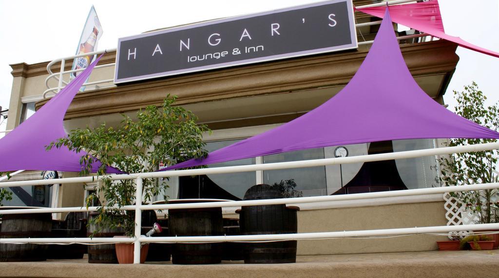 Inn Flight Suites Piarco Exterior foto